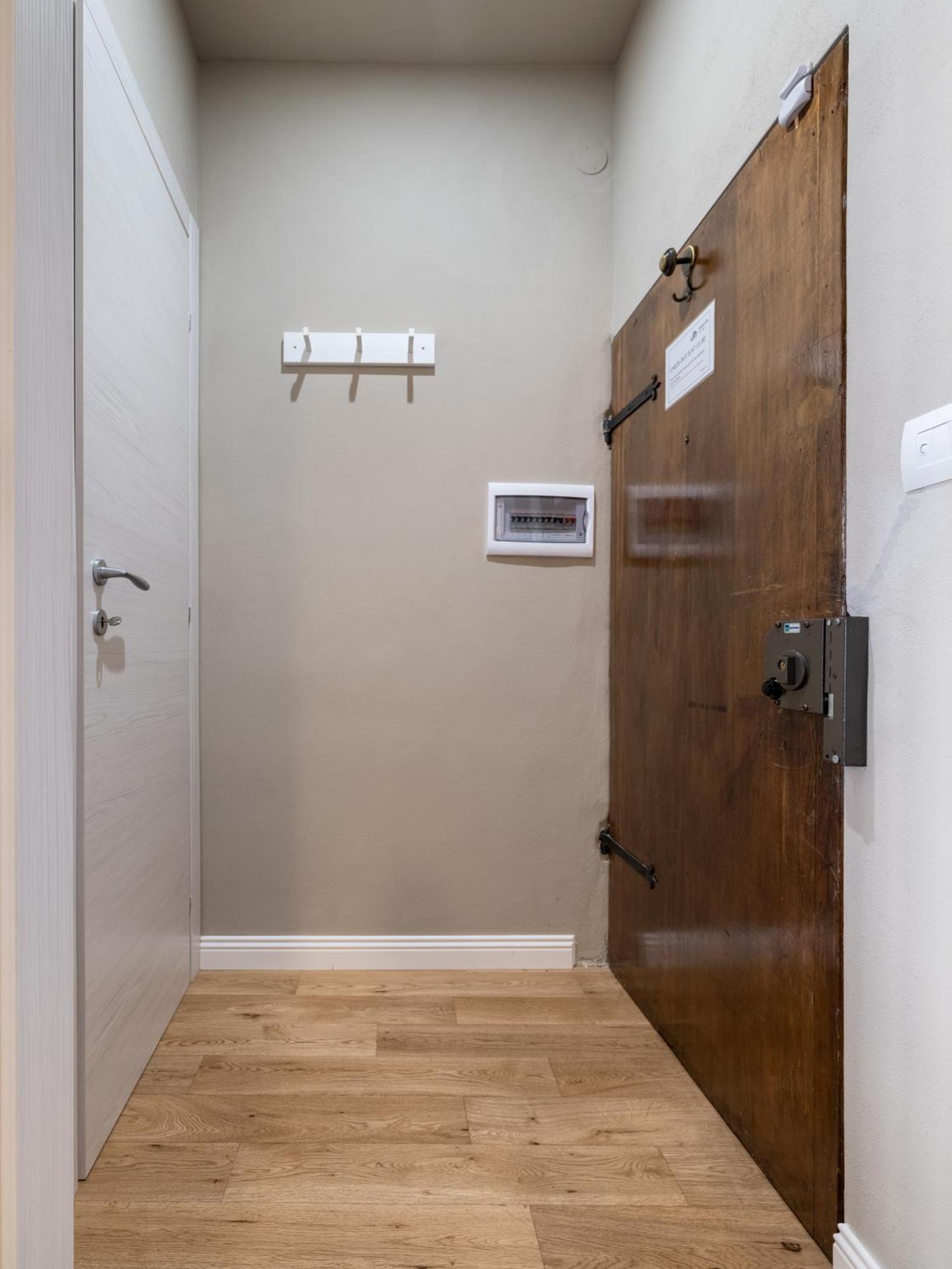 Santa Croce Luxury Suite - Dolcevita Holiday Florence Exterior photo